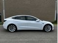 TESLA MODEL 3 2019/11 - 2