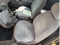 TOYOTA YARIS 2000/10 - 6