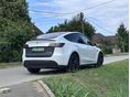 TESLA MODEL Y 2023/4 - 5
