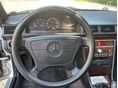 MERCEDES-BENZ E 200 1996/10 - 17