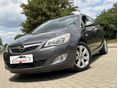 OPEL ASTRA J Sports Tourer 1.7 CDTI Cosmo 6. Seb. Kézi Váltó--Szép Megjelenés--Nagy Helykínálat--Jó extralista