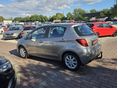TOYOTA YARIS 2015/12 - 8