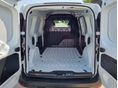 RENAULT EXPRESS 2024/6 - 10