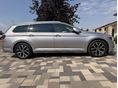 VOLKSWAGEN PASSAT 2023/3 - 5