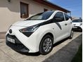 TOYOTA AYGO 1.0 x-play + style + cool&safe + connectivity