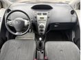 TOYOTA YARIS 2008/11 - 9