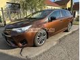 TOYOTA AVENSIS Touring Sports 2.0 D-4D Executive FACELIFT.VÉGIG VEZETETT SZERVIZKÖNYV.LED.NAVI.RADAR.MONITOR.KAMERA.ÜLÉS FŰTÉS.AL