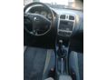 MAZDA 323 F 2000/6 - 4