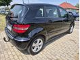 MERCEDES-BENZ B 180 2011/6 - 7