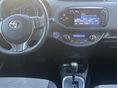 TOYOTA YARIS 2015/8 - 6