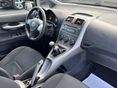TOYOTA AURIS 2009/2 - 3
