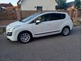 PEUGEOT 3008 2.0 HDi HYbrid4 99 gramm EGS6 Diesel+elektromos!.Bőrbelső! Napfénytető!Navigáció!
