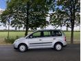 VOLKSWAGEN TOURAN 2004/4 - 3