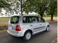 VOLKSWAGEN TOURAN 2004/4 - 6