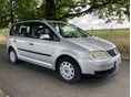 VOLKSWAGEN TOURAN 2004/4 - 7