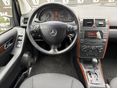 MERCEDES-BENZ A-OSZTÁLY 2007/7 - 14