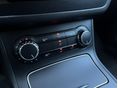 MERCEDES-BENZ B 200 2018/12 - 8