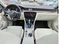 VOLKSWAGEN PASSAT VIII 2018/1 - 9