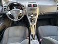 TOYOTA AURIS 2009/1 - 8