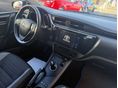 TOYOTA AURIS 2016/10 - 6