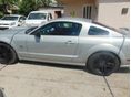 FORD MUSTANG 2010/6 - 3