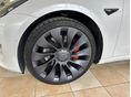 TESLA MODEL 3 2020/12 - 8