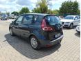 RENAULT SCENIC 2010/7 - 5