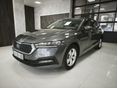 SKODA OCTAVIA Combi 2.0 TDI SCR Ambition ÁFA-s! Magyarországi! Ülésfűtés! Tolatóradar! Telefon tükrözés!
