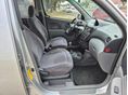 TOYOTA YARIS VERSO 2002/4 - 9