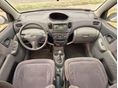 TOYOTA YARIS VERSO 2002/4 - 10