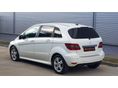 MERCEDES-BENZ B 200 2011/6 - 3