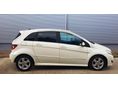 MERCEDES-BENZ B 200 2011/6 - 6