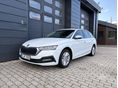 SKODA OCTAVIA Combi 2.0 TDI SCR Ambition SZERVIZKÖNYV / 1.TULAJ / MAGYARORSZÁG-i / ÁFAs / METÁL FÉNY / VONÓHOROG / 2x PDC