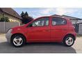 TOYOTA YARIS 2002/10 - 4