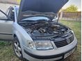 VOLKSWAGEN PASSAT 1998/5 - 9