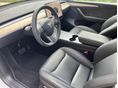 TESLA MODEL Y 2023/6 - 5