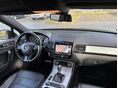 VOLKSWAGEN TOUAREG 2012/1 - 5
