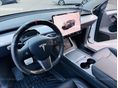 TESLA MODEL Y 2024/2 - 11