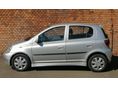 TOYOTA YARIS 2000/1 - 5