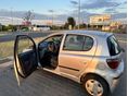 TOYOTA YARIS 2001 - 8