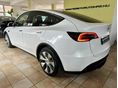 TESLA MODEL Y 2022/2 - 5
