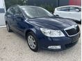 SKODA OCTAVIA Combi 1.6 CR TDI Ambiente DPF SZERVIZKÖNYV