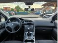 PEUGEOT 3008 2009/7 - 8