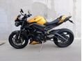 TRIUMPH STREET TRIPLE 2025/6 - 8