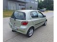 TOYOTA YARIS 2003/7 - 5