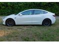 TESLA MODEL 3 2019/4 - 6