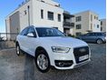 AUDI Q3 2.0 TDi DPF BI-XENON. GYÖNGYHÁZ FEHÉR . VÉGIG VEZETETT SZ.KÖNYV!