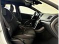 VOLVO V40 2016/12 - 24