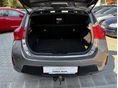 TOYOTA AURIS 2013/4 - 9