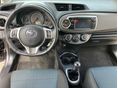 TOYOTA YARIS 2011/12 - 10